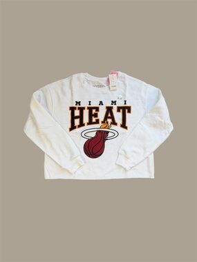 Hybrid Apparel White Graphic Tee - Medium